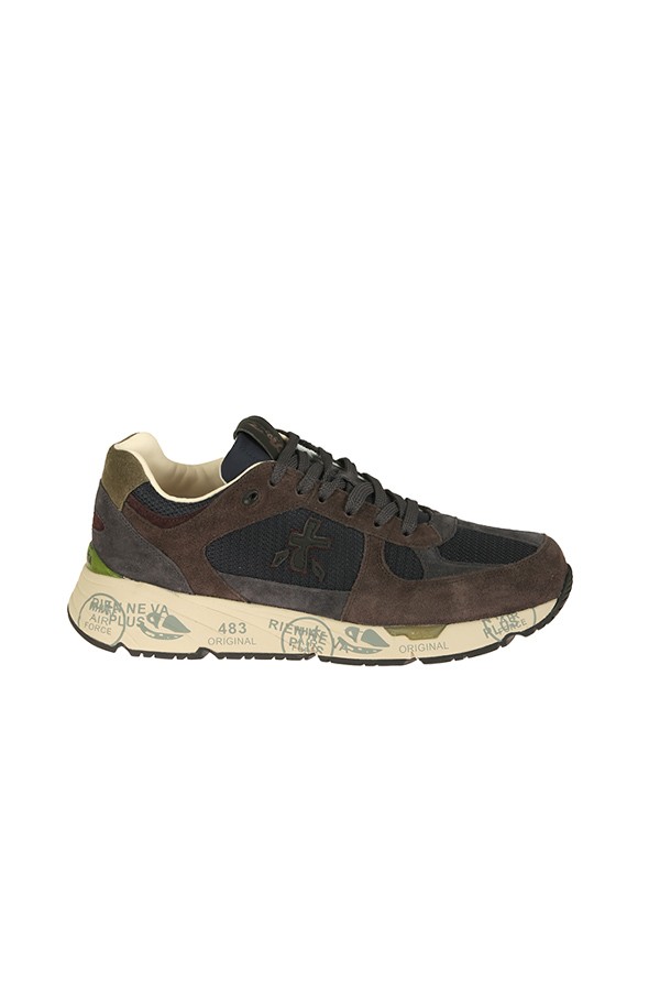 Calzature sneaker realizzata in camoscio e tessuto suola gomma