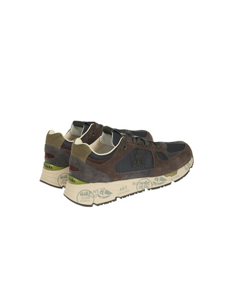 Calzature sneaker realizzata in camoscio e tessuto suola gomma