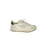 Calzature sneaker realizzata in pelle con dettagli in suede