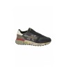 Calzature sneaker realizzata in camoscio e tessuto con inserti in pelle suola gomma