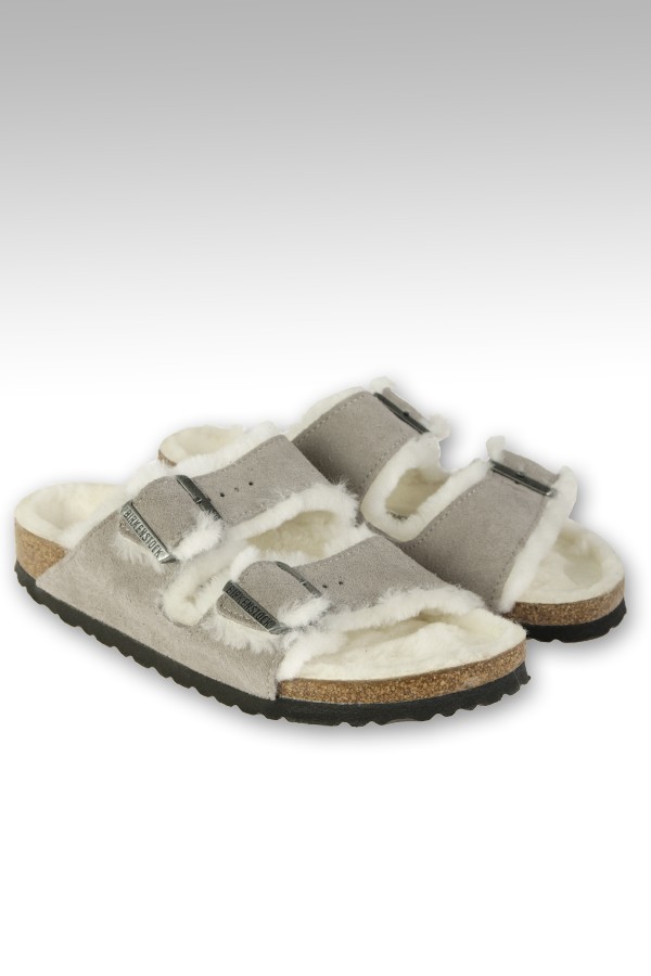 Arizona BIRKENSTOCK sandal with fur