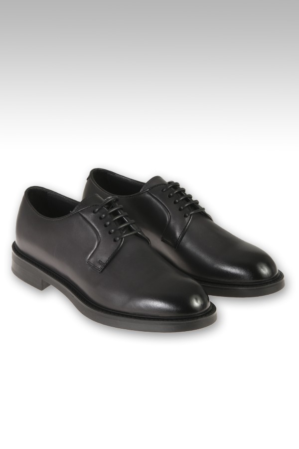 Black derby DOUCAL'S shoe