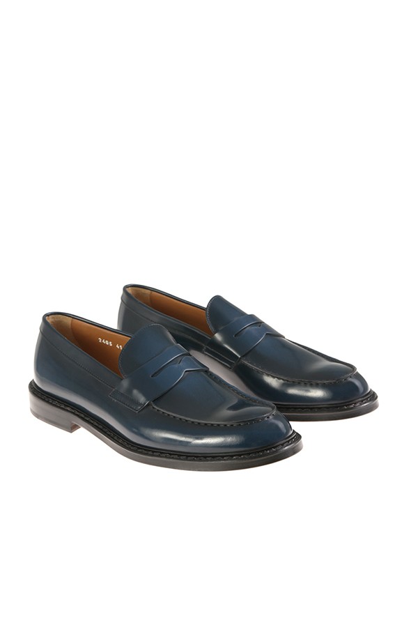 Doucal's blue loafer