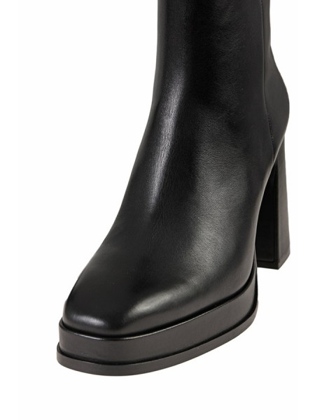 Black Alyx ASH ankle boot