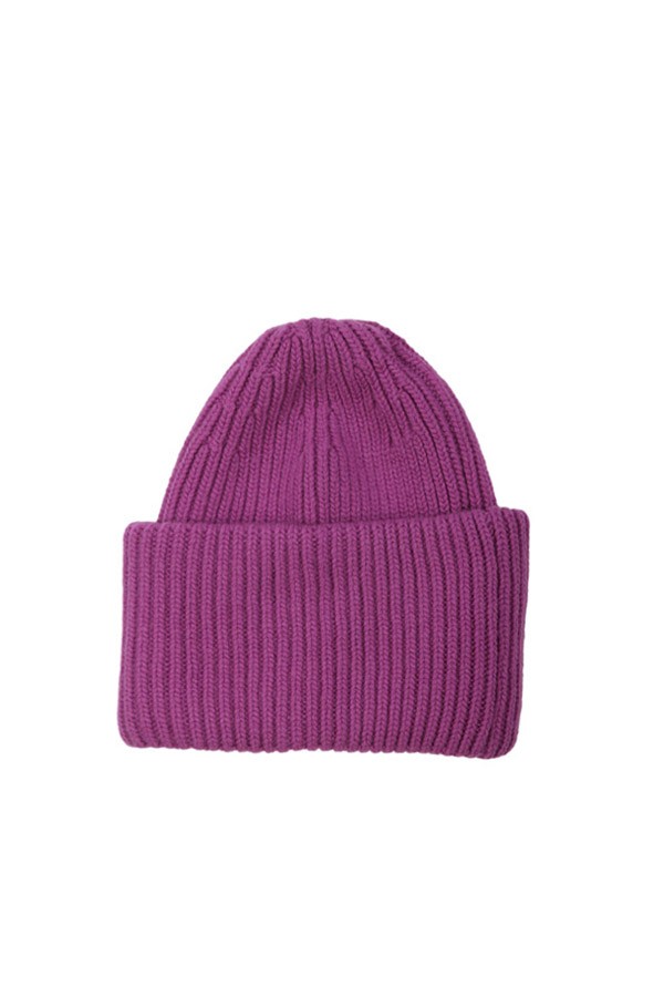 UMI Cyclamen NINE IN THE MORNING Beanie