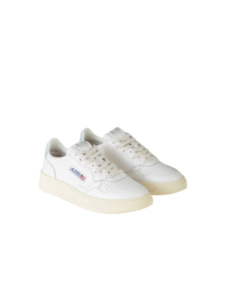 Autry Medalist Low Sneakers White Light Blue