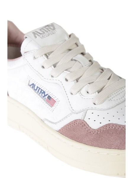 Autry Medalist low Sneakers White Pink