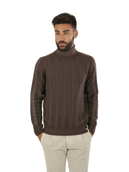 Turtleneck sweater H9/53 Chocolate