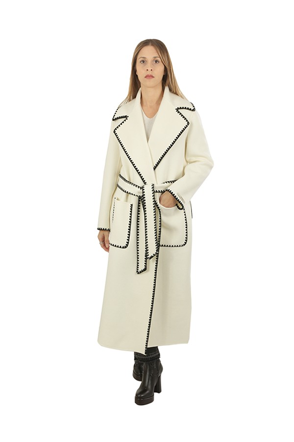 Long Vittoria coat with belt