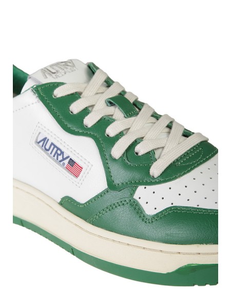 Autry Medalist Low Two-Tone White/Green Sneakers