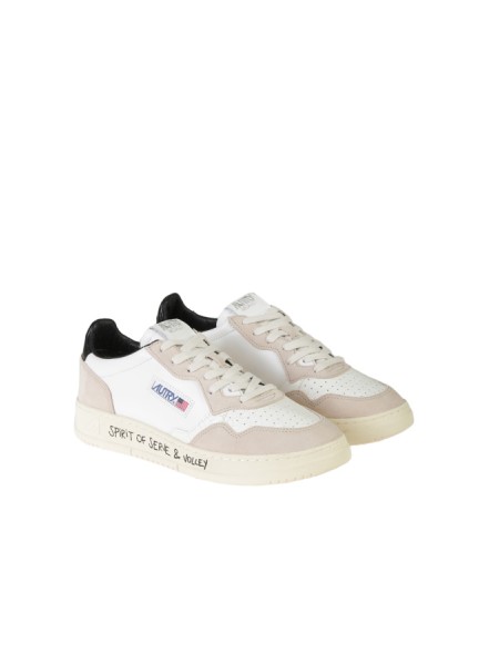 Autry Medalist Low White/Black Sneakers