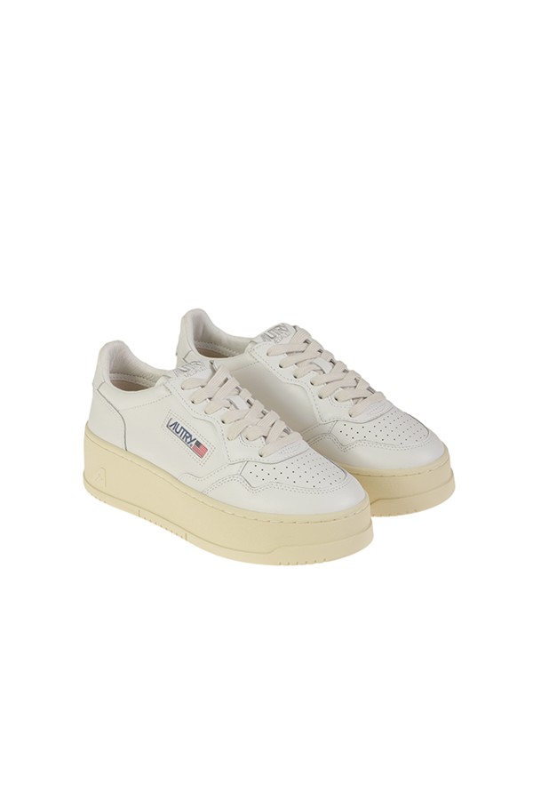 Autry Medalist Platform Sneakers In White Leather