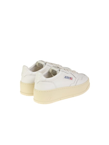 Autry Medalist Platform Sneakers In White Leather