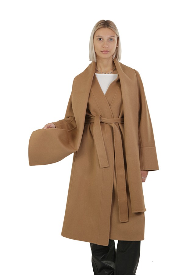 Adele Cammello ERIKA CAVALLINI s Coat