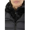 Abbigliamento matilda medio con cappuccio in ecofur 90%ny 10%pl